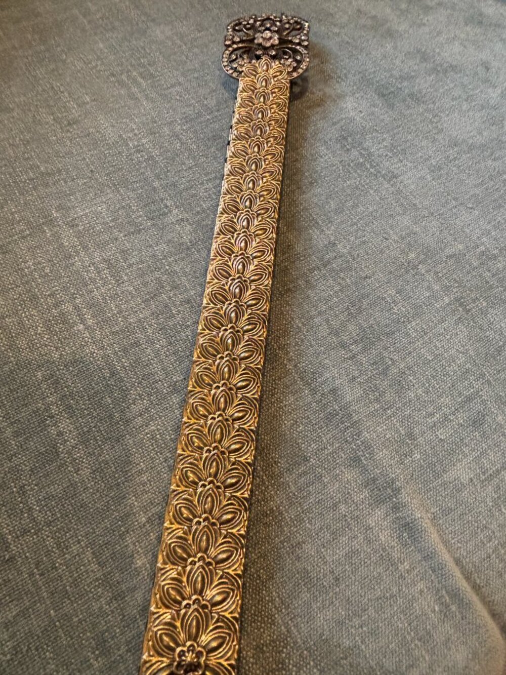 Kelli Kouri Goldtone Metal Plate Stretch Belt, Crystal  Rhinestone Buckle - Picture 11 of 12